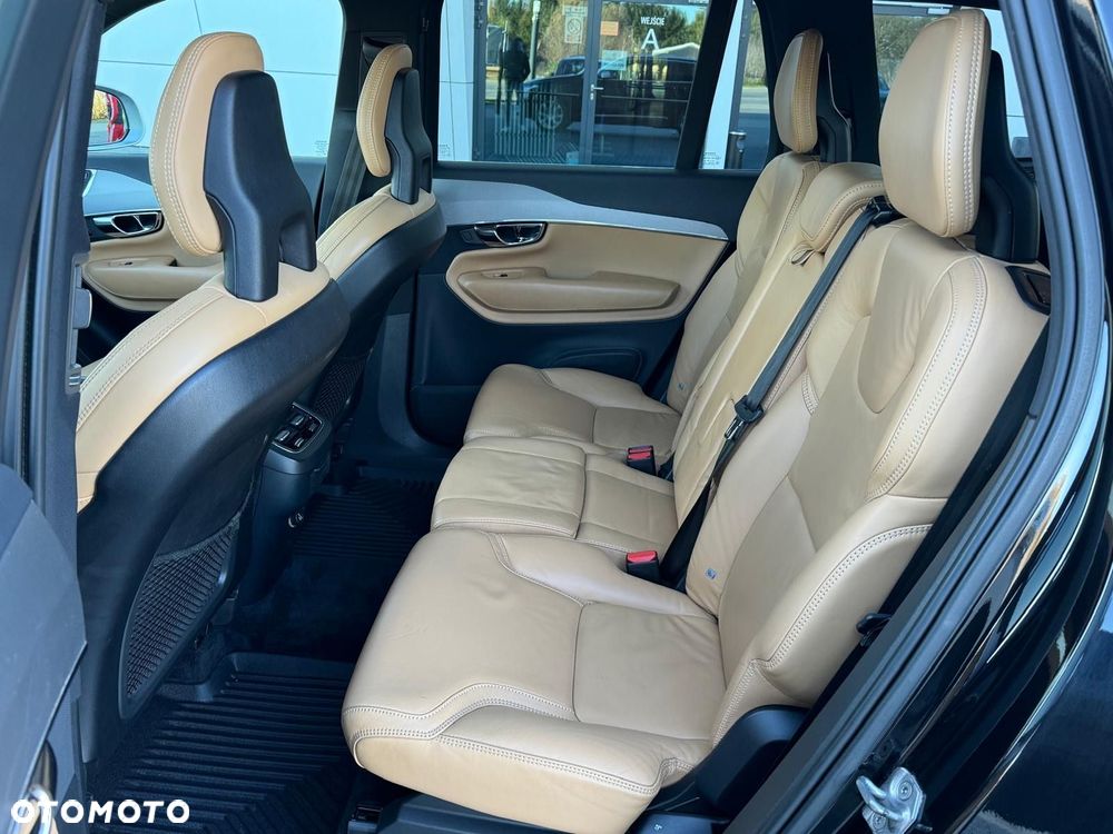 Volvo XC 90 D5 AWD Inscription 7os - 31