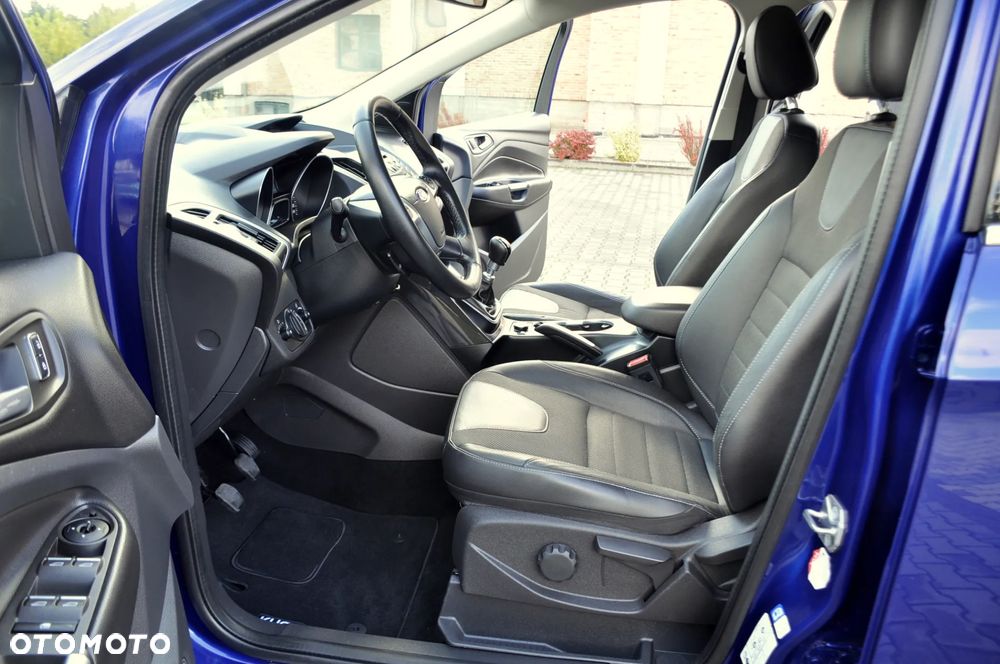 Ford Kuga - 21