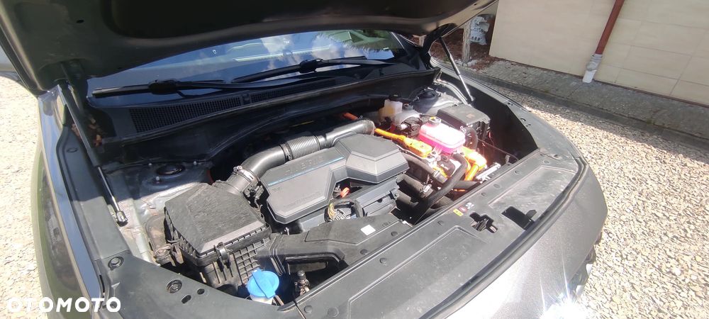 Hyundai Santa Fe 1.6 T-GDI HEV Platinum 4WD - 5