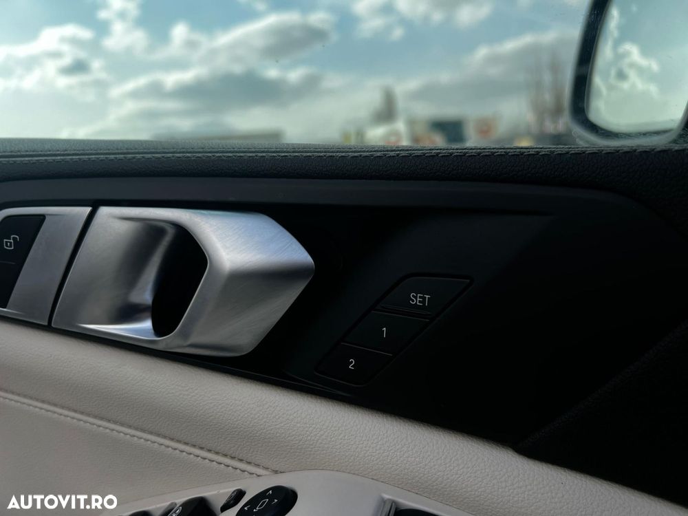 BMW X5 xDrive30d xLine - 13