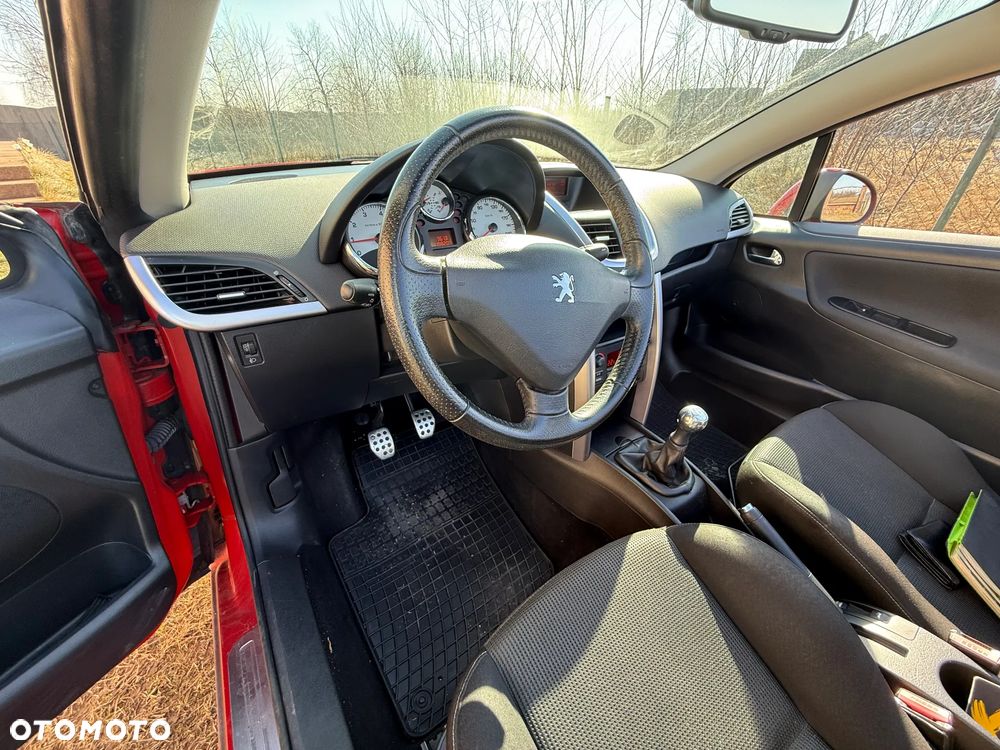 Peugeot 207 - 26
