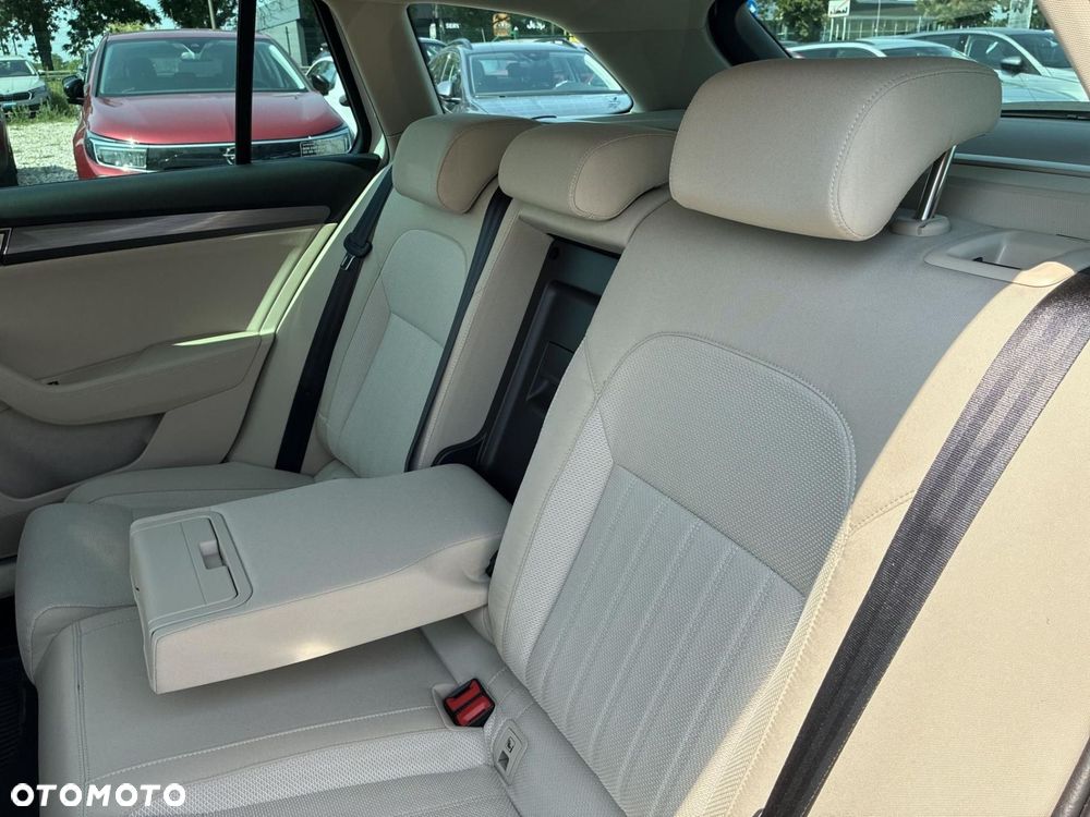 Skoda Superb - 17