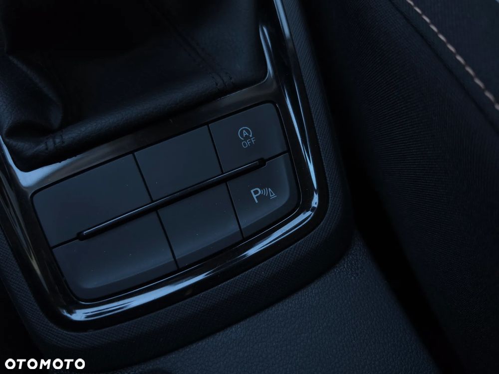 Skoda Kamiq 1.0 TSI Style - 25