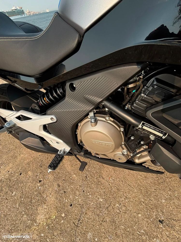 CF Moto 650MT - 8