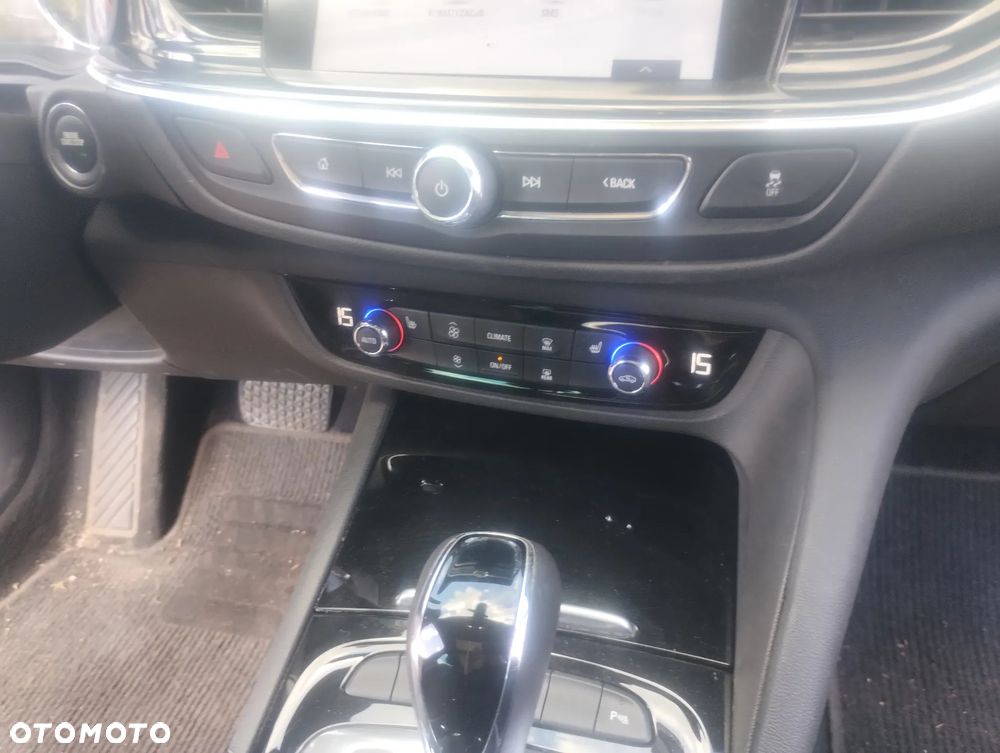 Opel Insignia 2.0 CDTI automatik Sport - 25