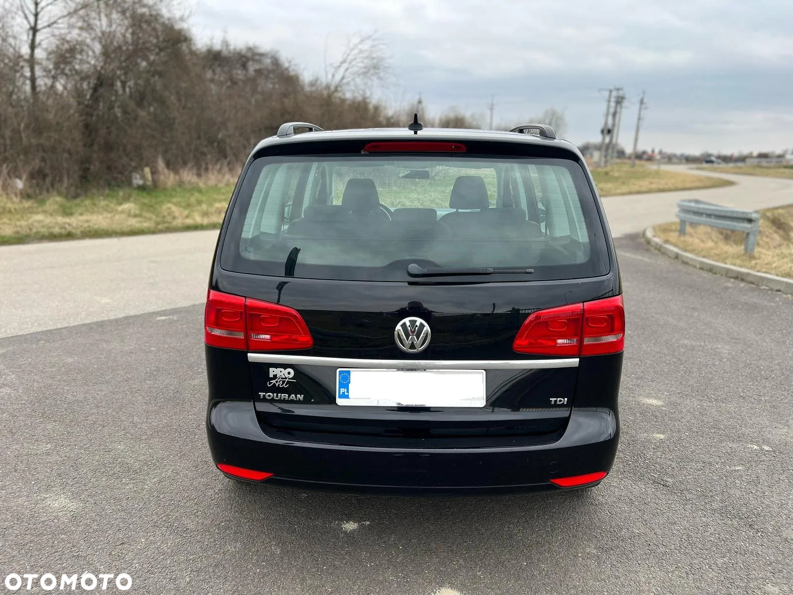 Volkswagen Touran 1.6 TDI DPF Trendline DSG - 3