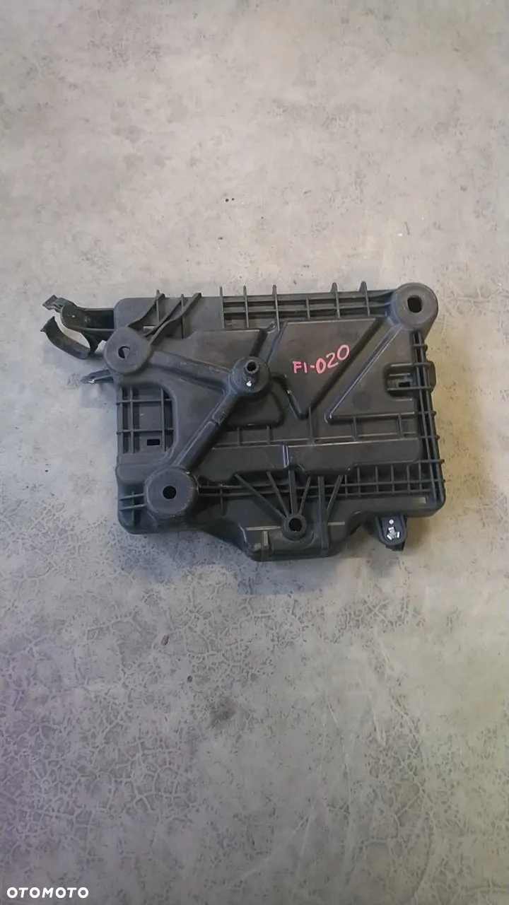 OBUDOWA AKUMULATORA VW AUDI SEAT SKODA OPEL RENAULT CITROEN PEUGEOT FORD VOLVO BMW MAZDA MINI FIAT TOYOTA MERCEDES KIA HYUNDAI HONDA INFINITI - 35