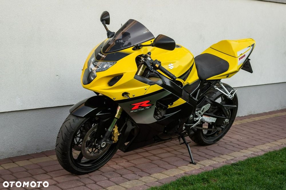 Suzuki GSX-R - 11