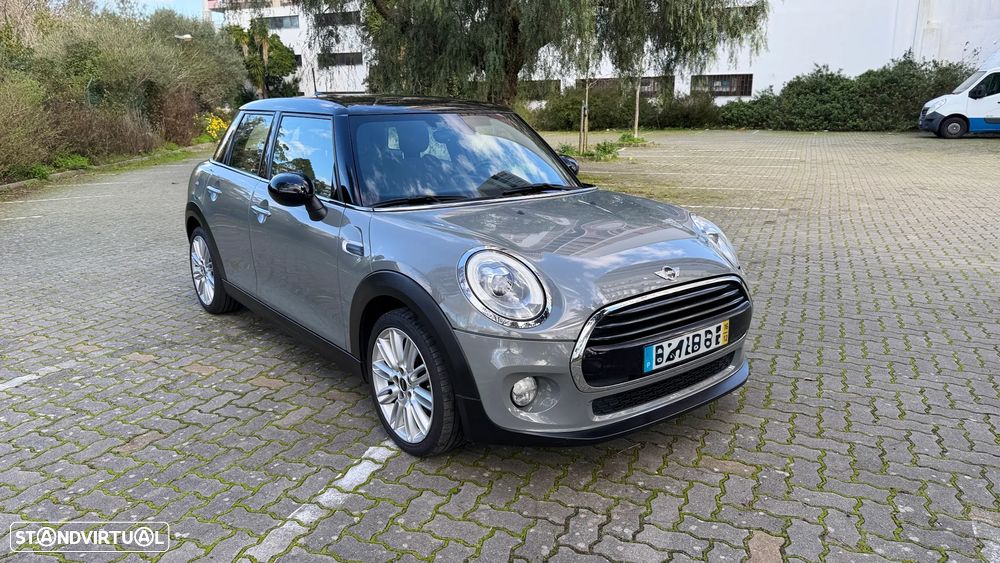 MINI 5 Portas Cooper D Auto - 4