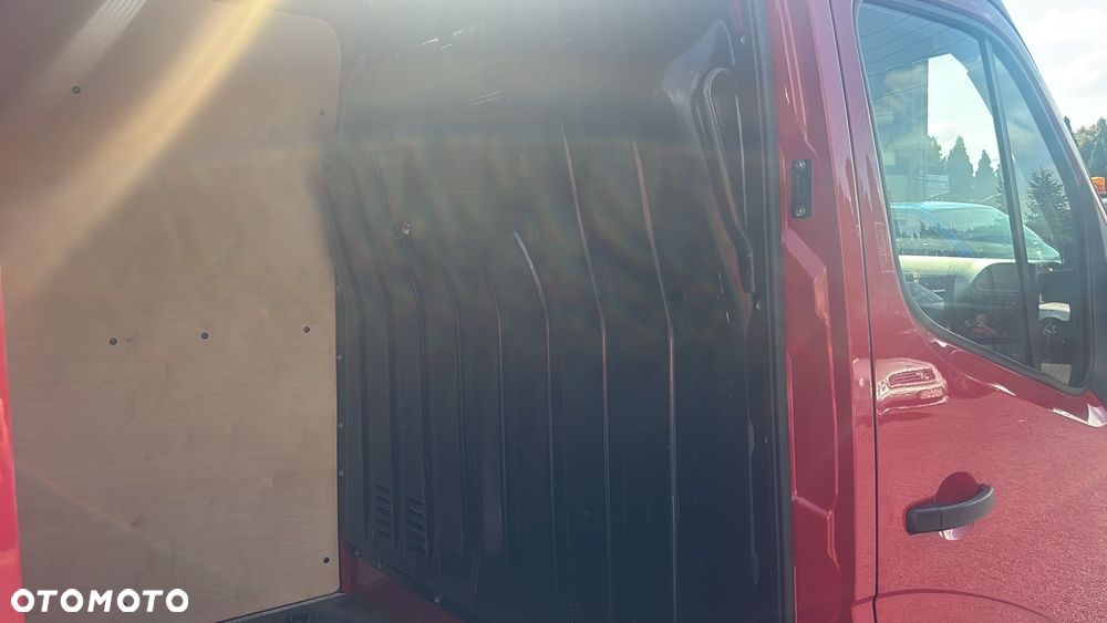 Renault Master - 25