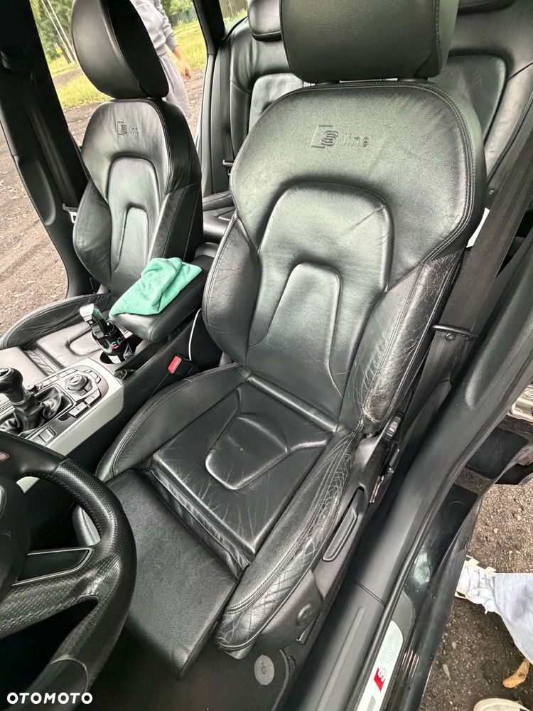 Audi A4 Avant 2.0 TDI - 7