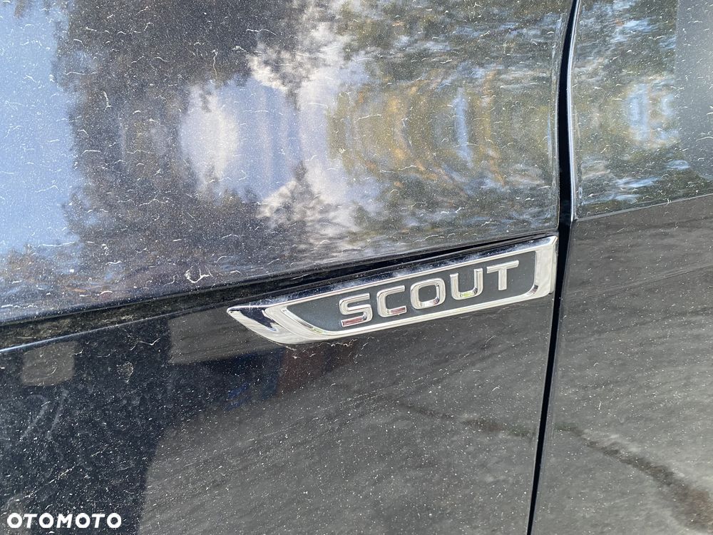 Skoda Octavia 2.0 TDI 4x4 Scout DSG - 4