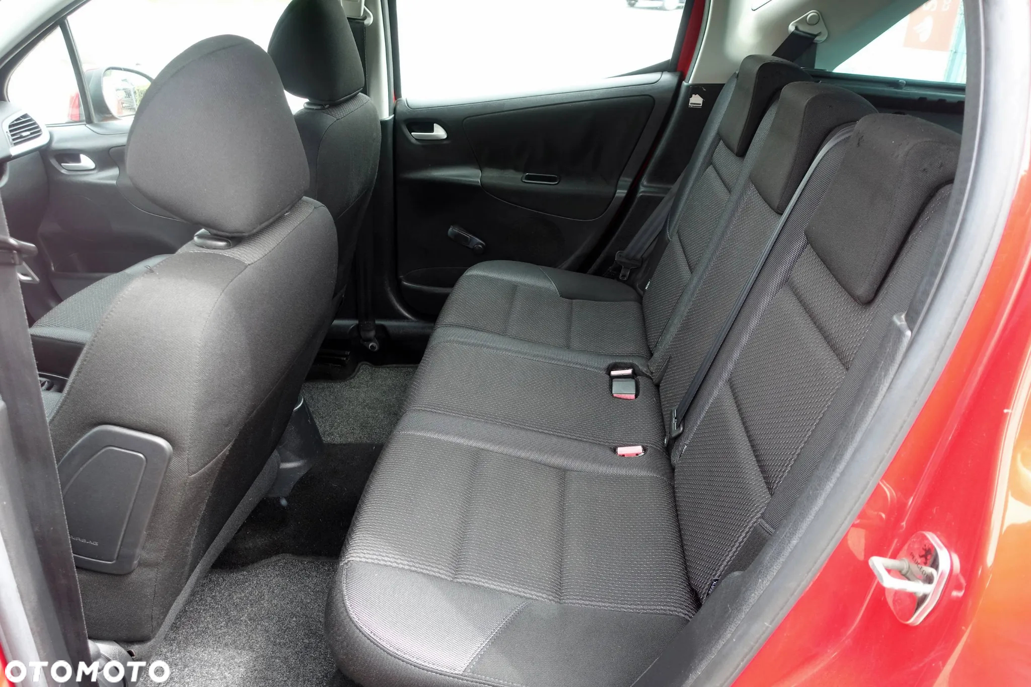 Peugeot 207 - 15