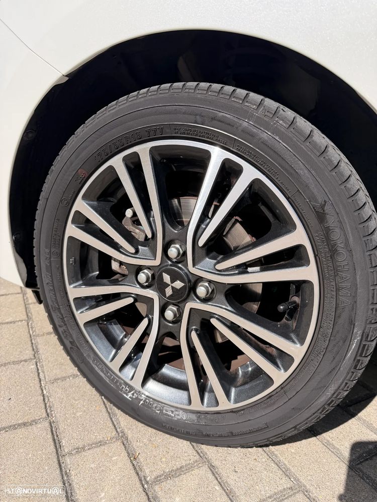 Mitsubishi Space Star 1.2 Intense - 7