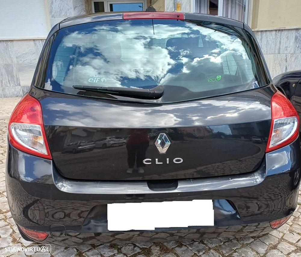 Renault Clio 1.5 dCi Dynamique - 8