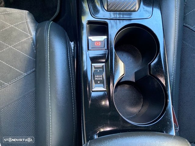 Peugeot 2008 1.5 BlueHDi GT EAT8 - 32