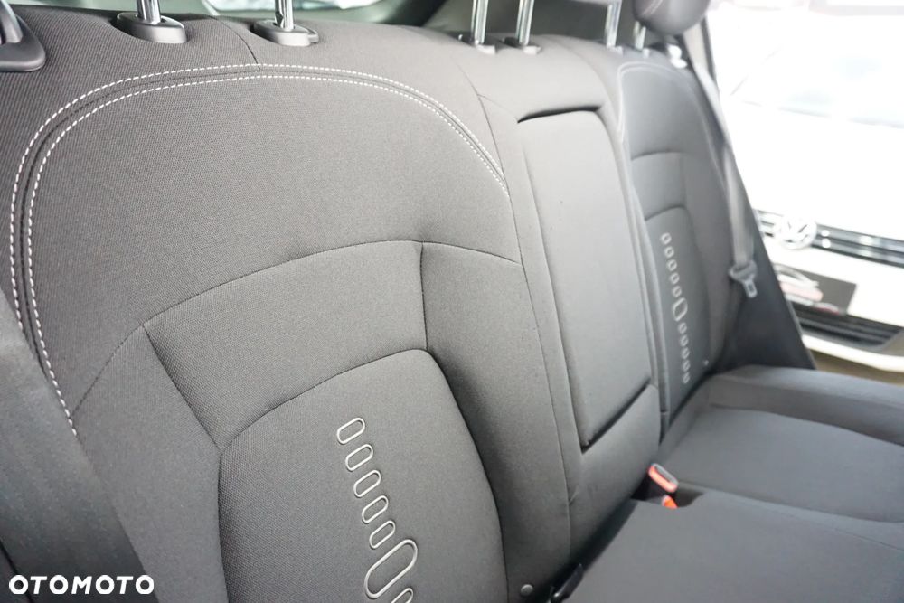 Kia Sportage 1.7 CRDI 2WD Attract - 23