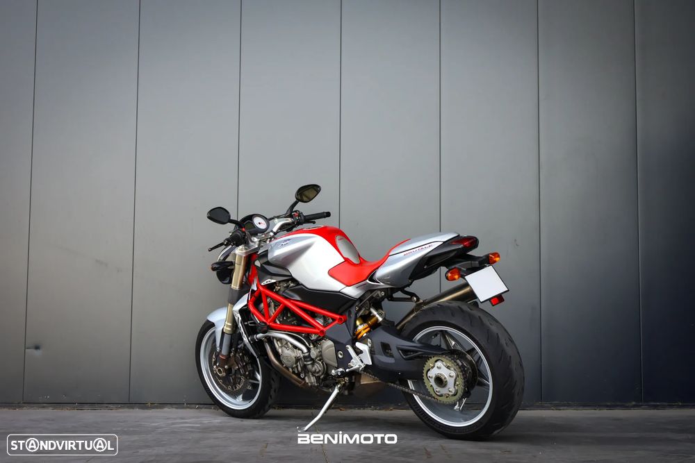 MV Agusta Brutale 910 - 5