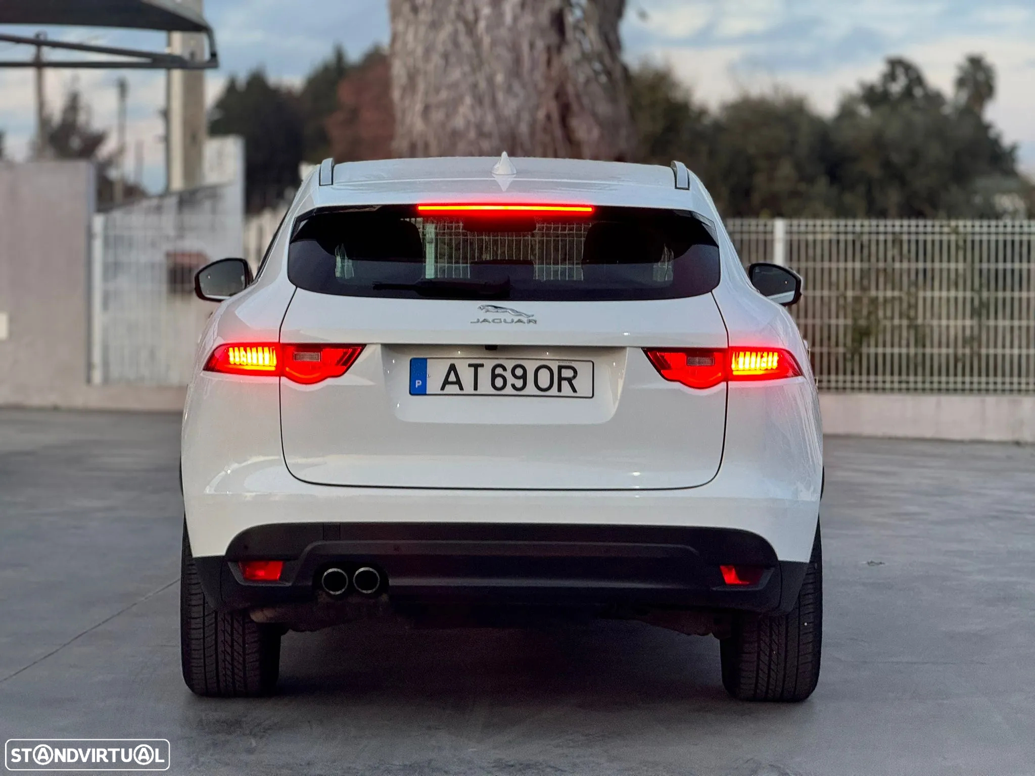 Jaguar F-Pace 20d Aut. Portfolio - 10