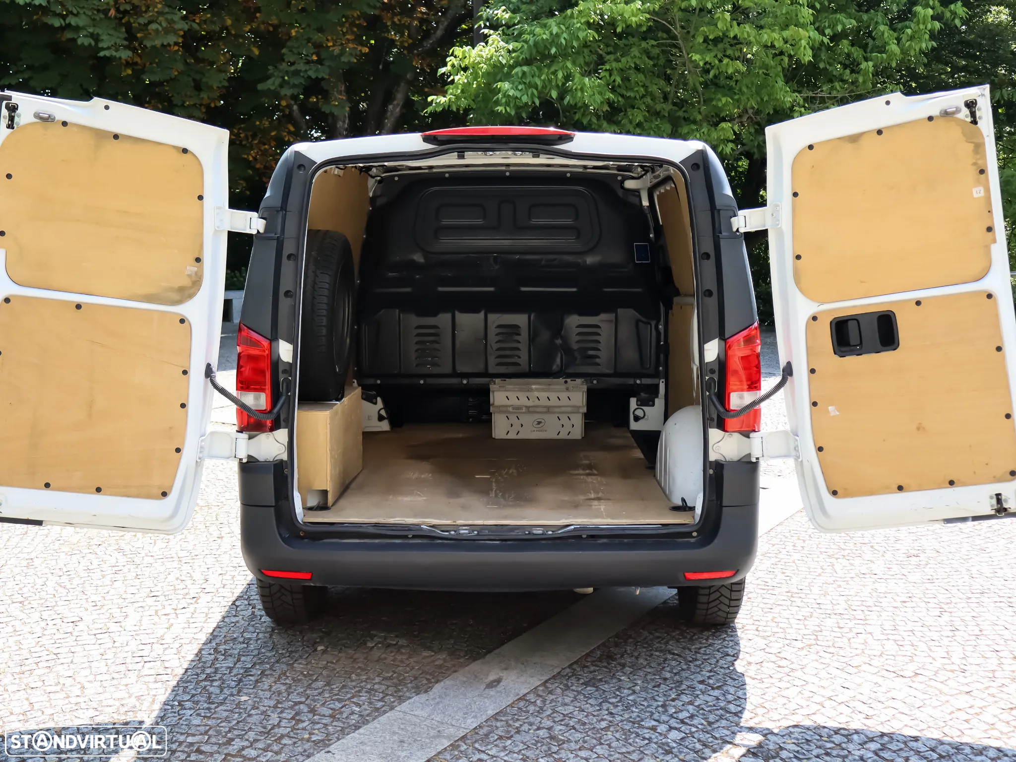 Mercedes-Benz Vito 114 Cdi Clima - 9