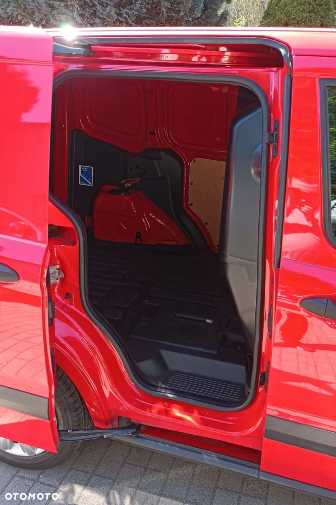 Ford TRANSIT COURIER - 13