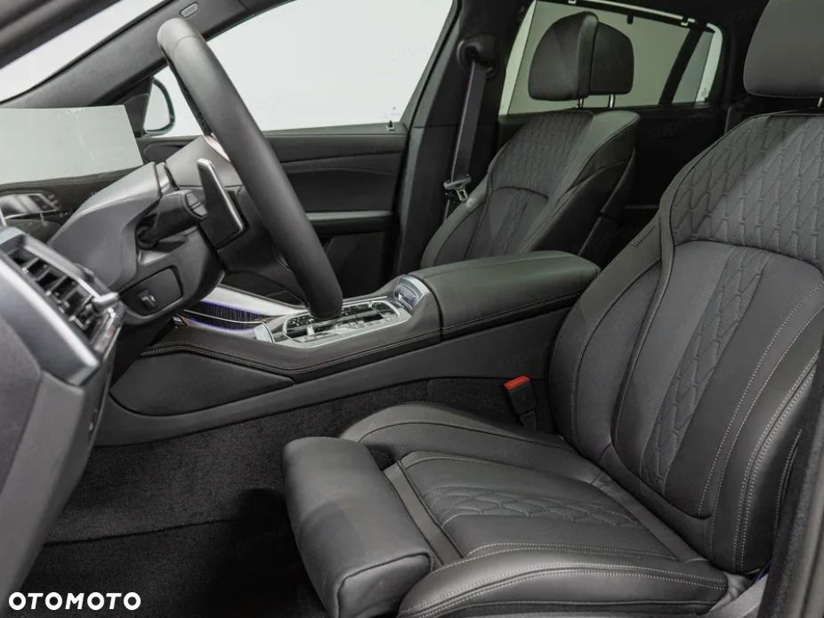 BMW X6 xDrive40d mHEV sport - 11