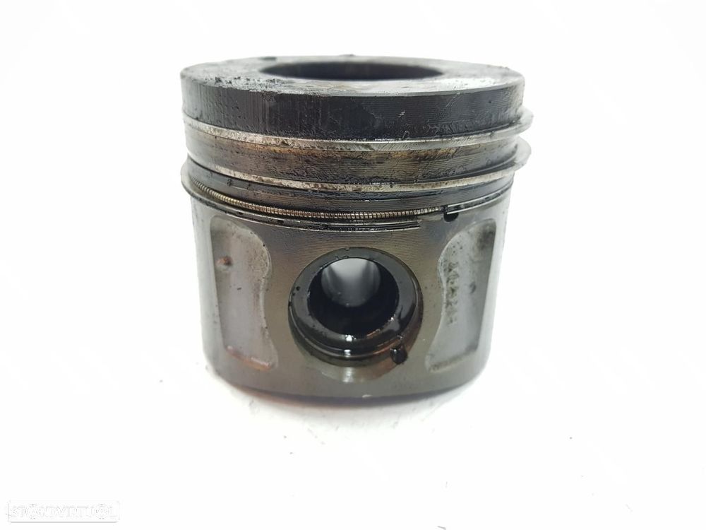 PISTÃO FORD TRANSIT FURGÓN TT9 - 1