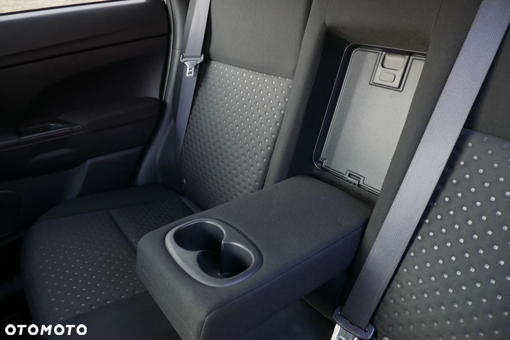 Mitsubishi ASX 1.8 DID Invite 4WD AS&G - 17