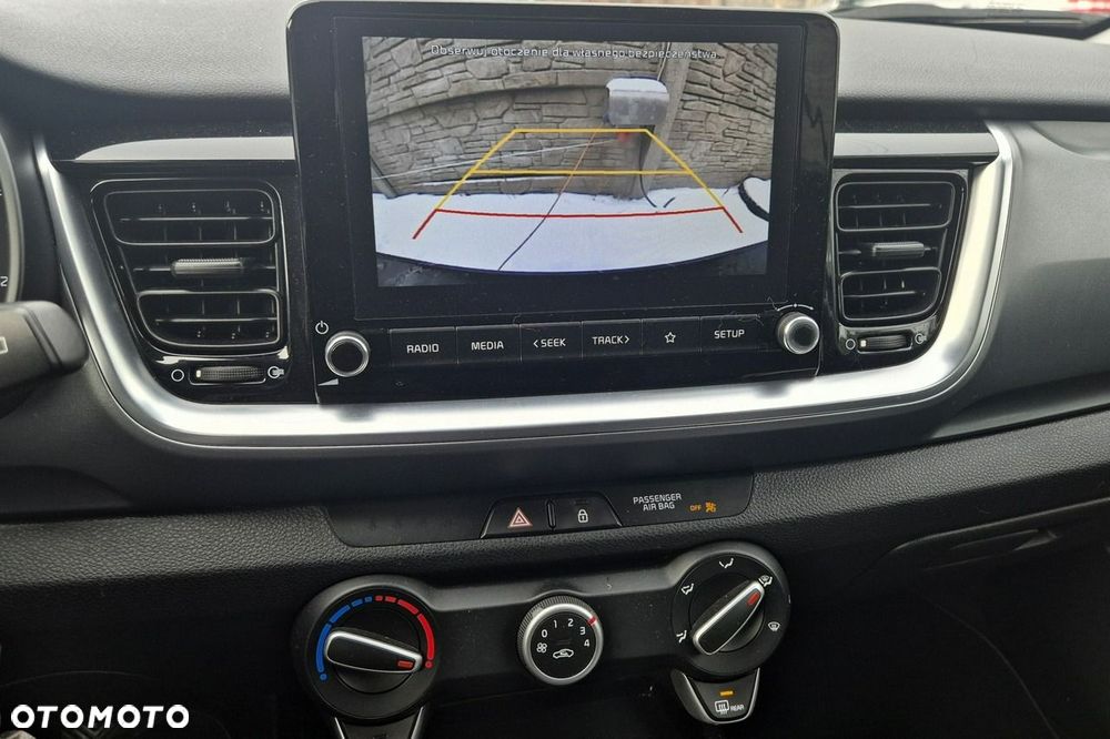 Kia Stonic - 18