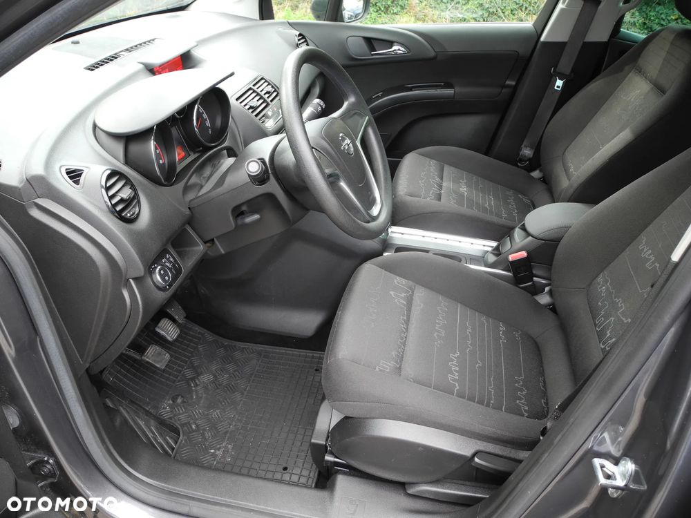 Opel Meriva - 12