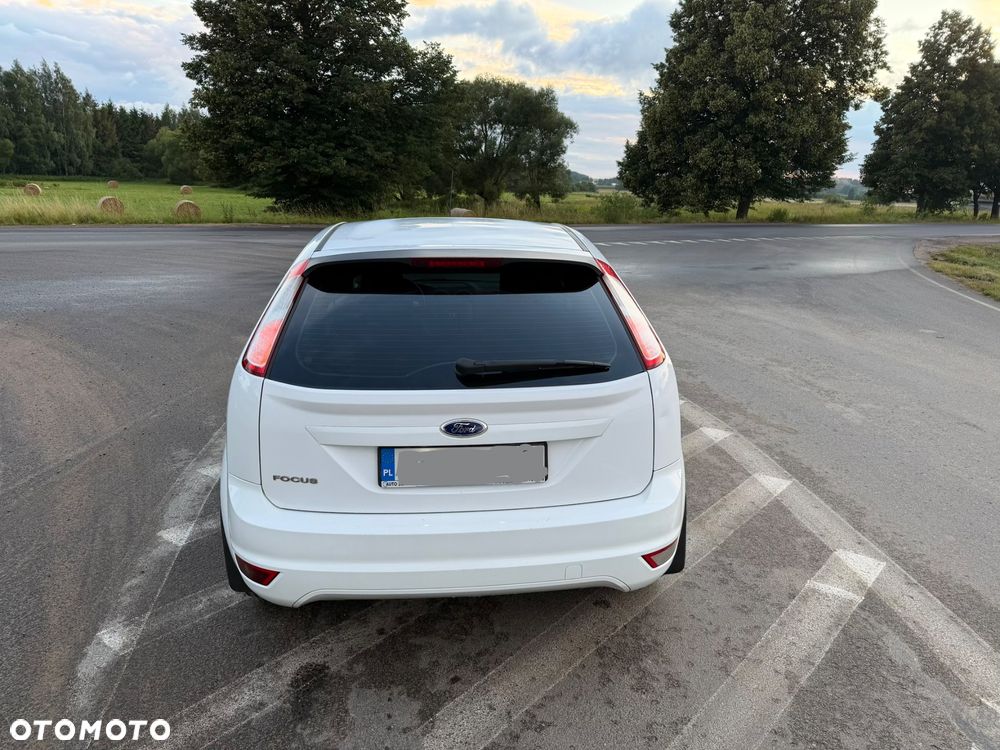 Ford Focus 1.6 Trend - 5