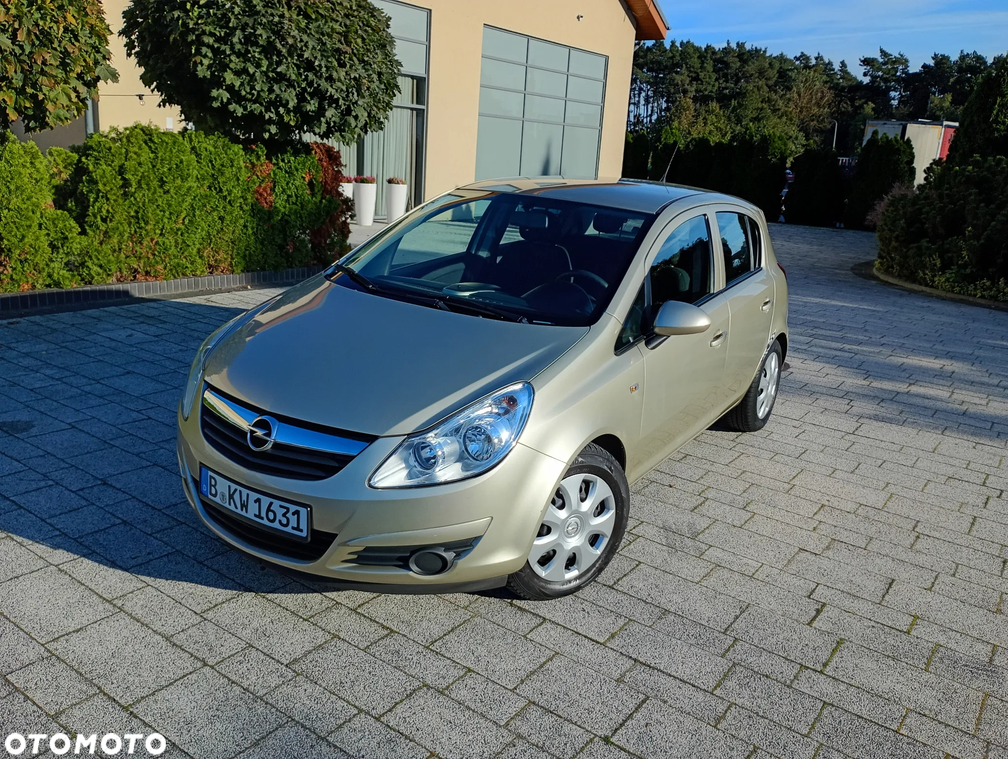 Opel Corsa 1.4 16V Edition - 14