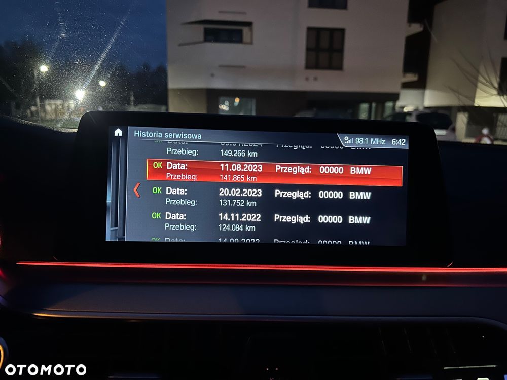 BMW Seria 5 520d xDrive - 24