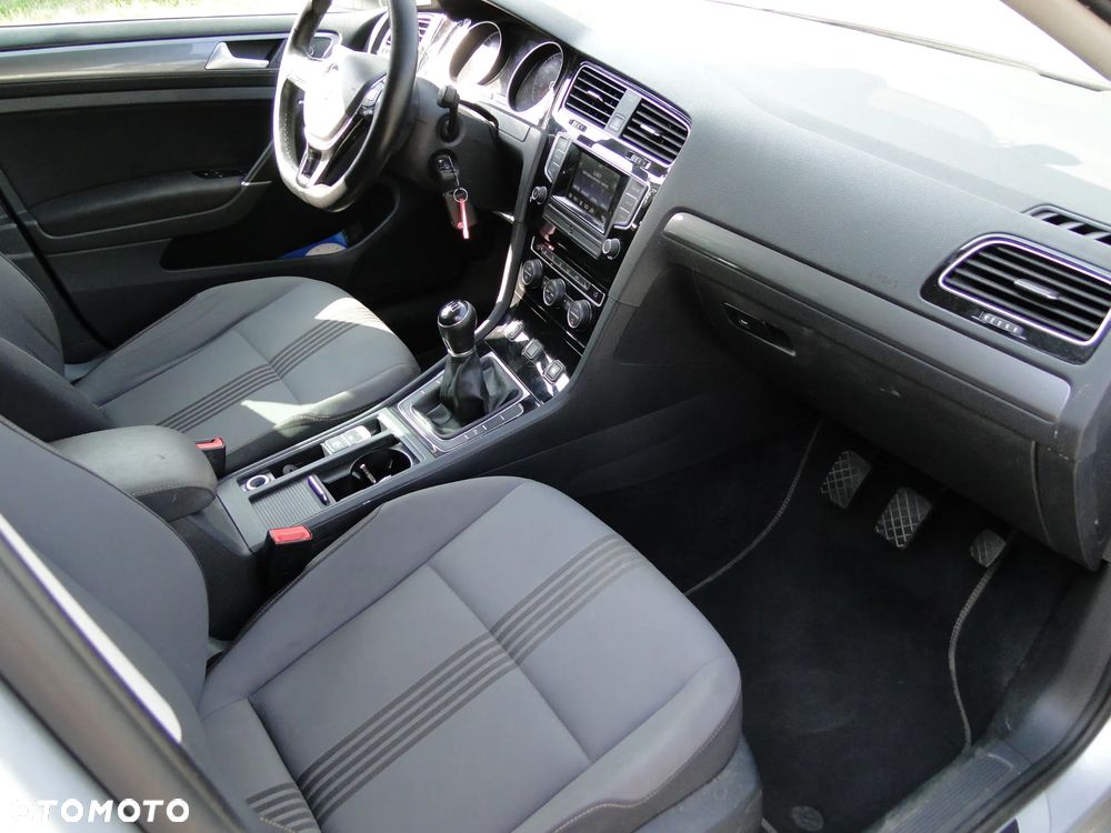 Volkswagen Golf 1.6 TDI BlueMotion Technology Allstar - 15