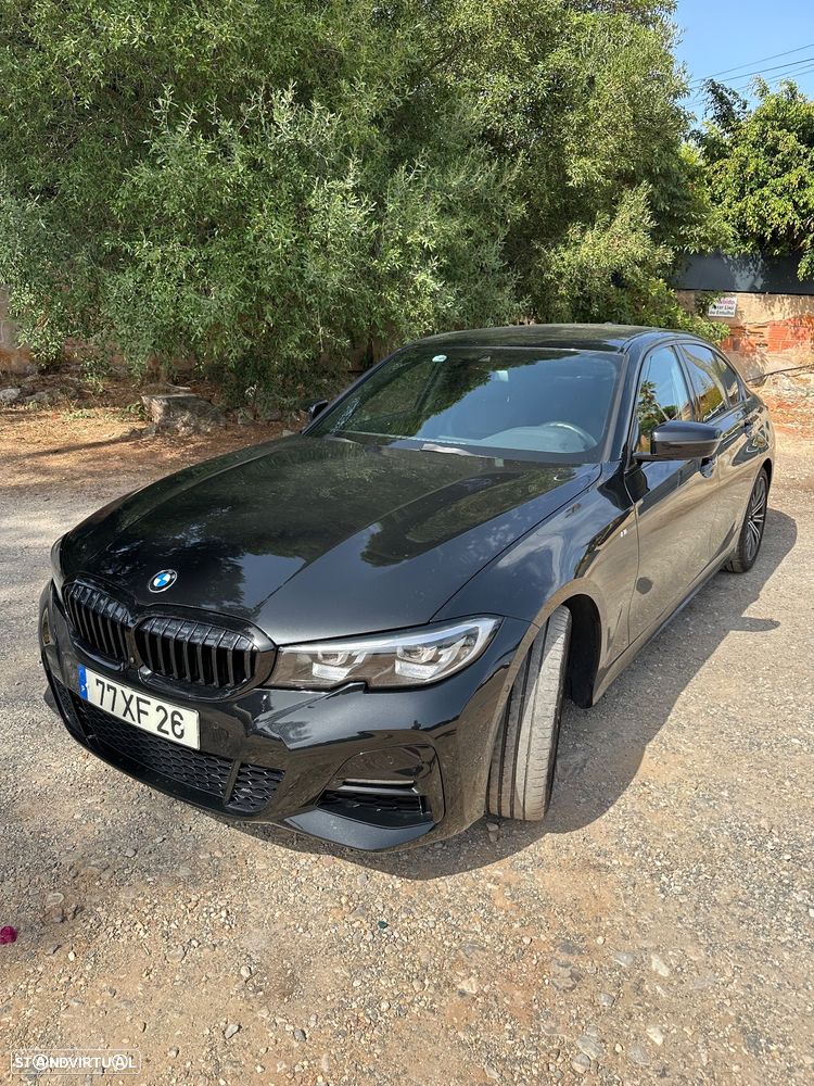 BMW 330 i Pack M Auto - 3
