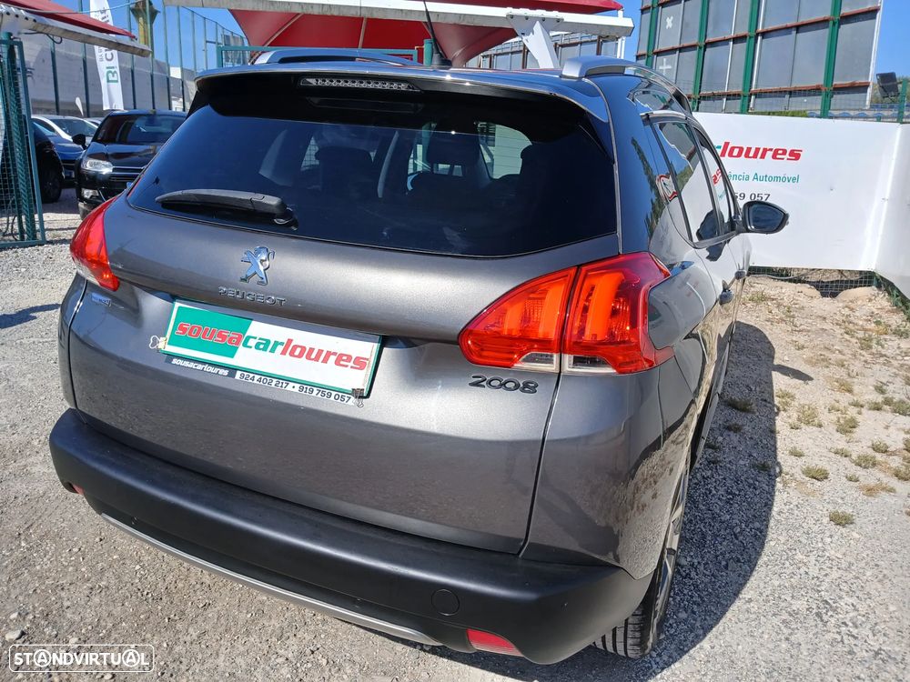 Peugeot 2008 1.2 PureTech Style - 9