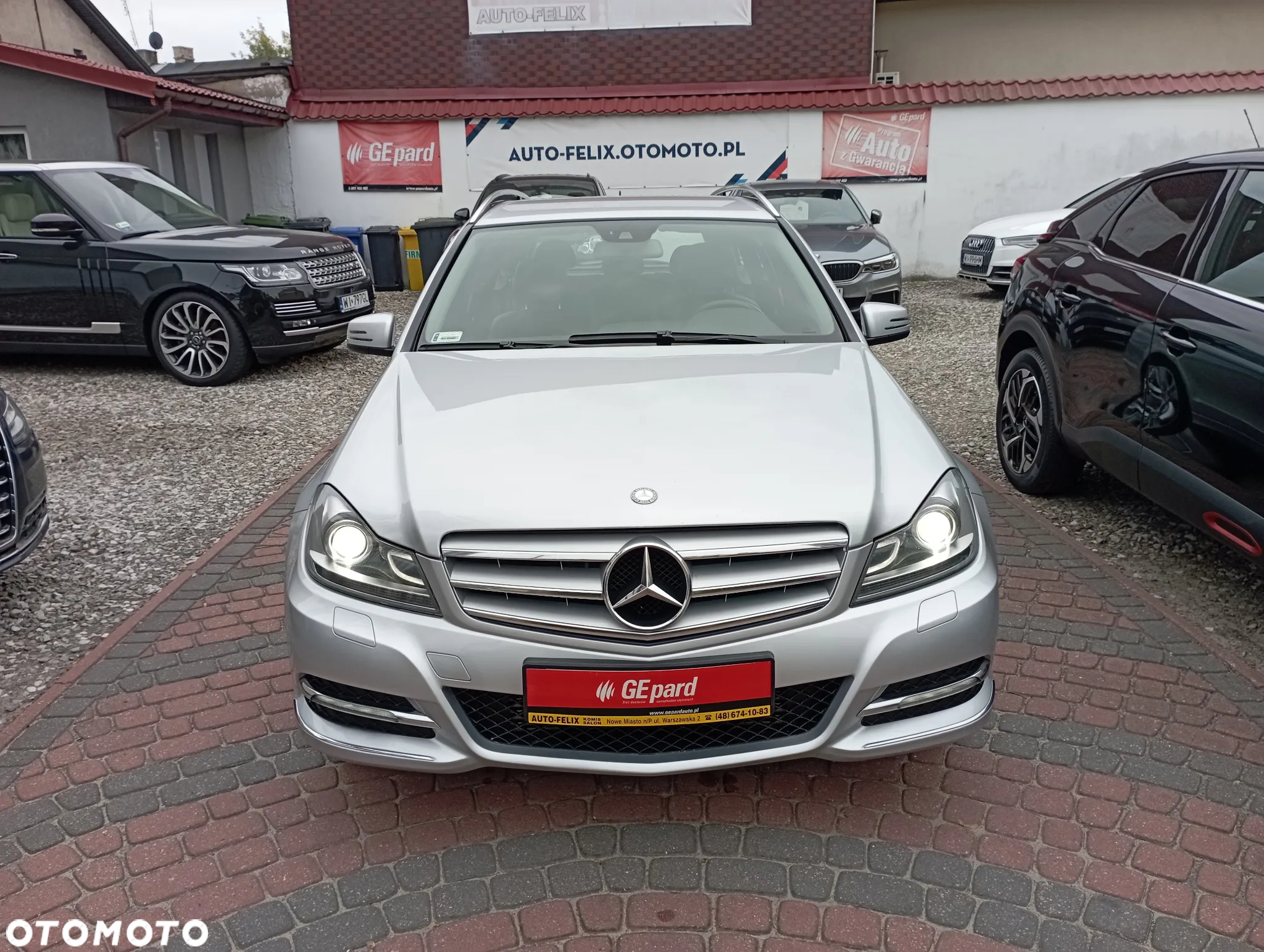 Mercedes-Benz Klasa C 180 CGI BlueEff Avantgarde - 2