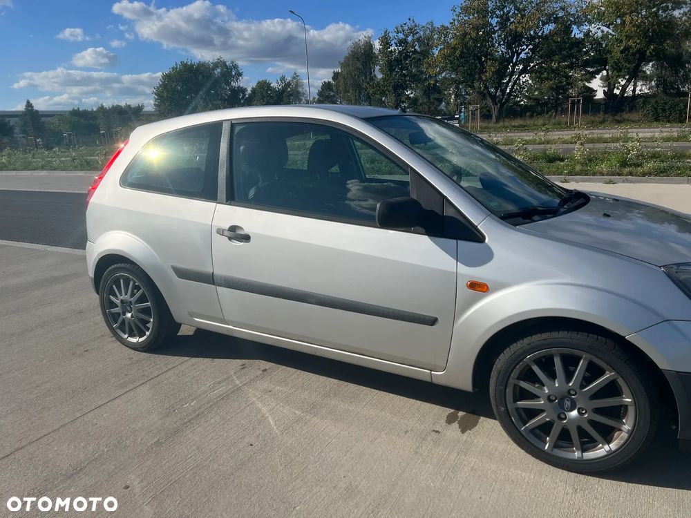 Ford Fiesta 1.3 - 2