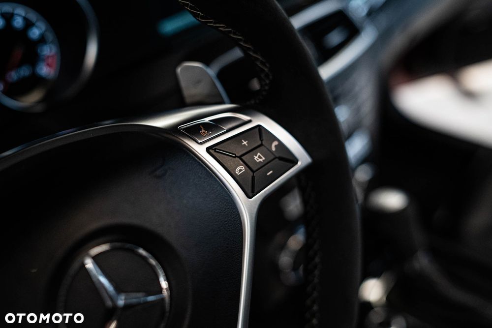 Mercedes-Benz Klasa C 63 AMG AMG SPEEDSHIFT MCT Edition 507 - 19