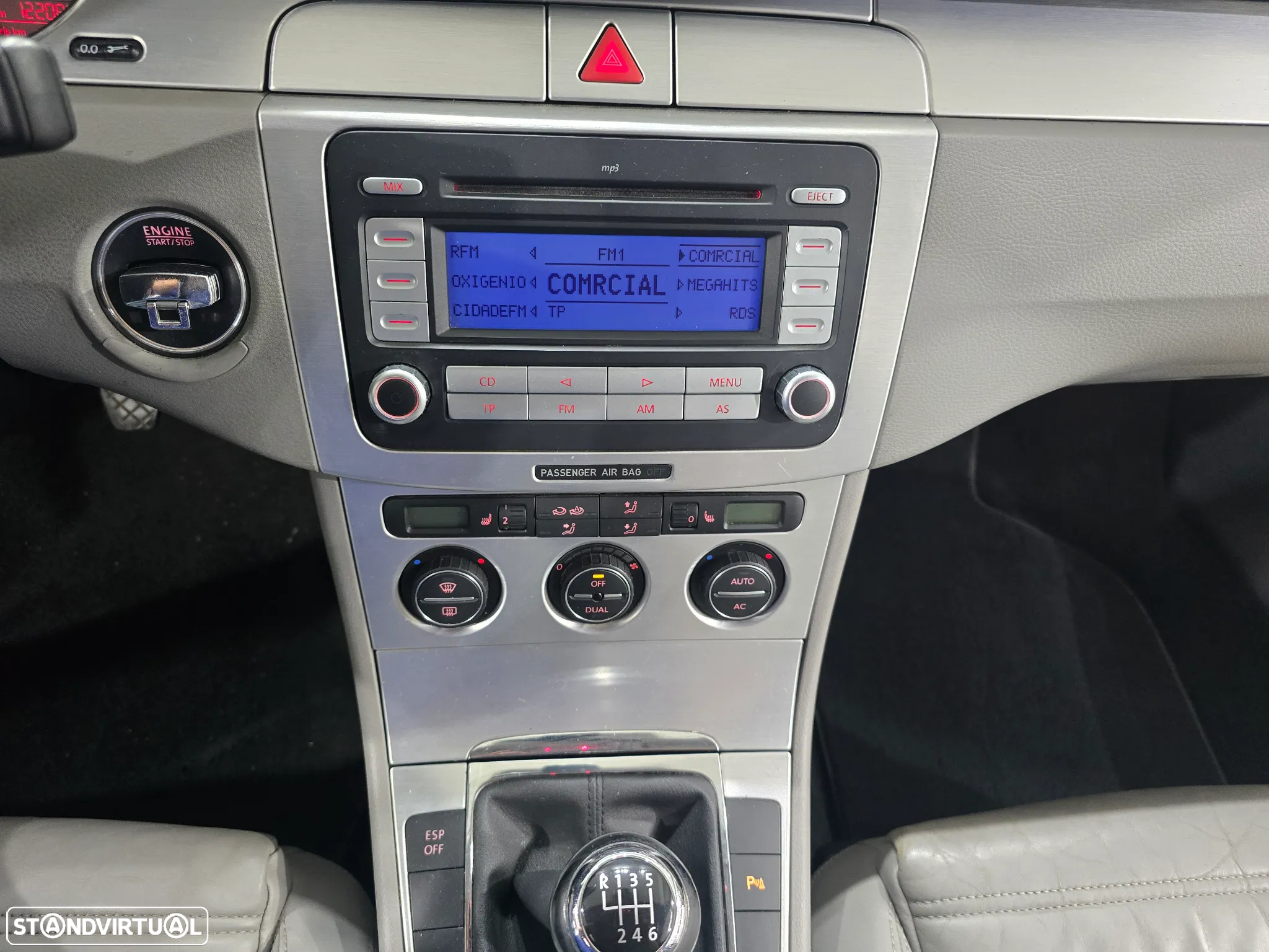 VW Passat Variant 1.8 TSI Highline - 11