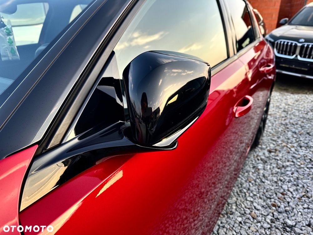 Opel Astra 1.2 Turbo GS - 20