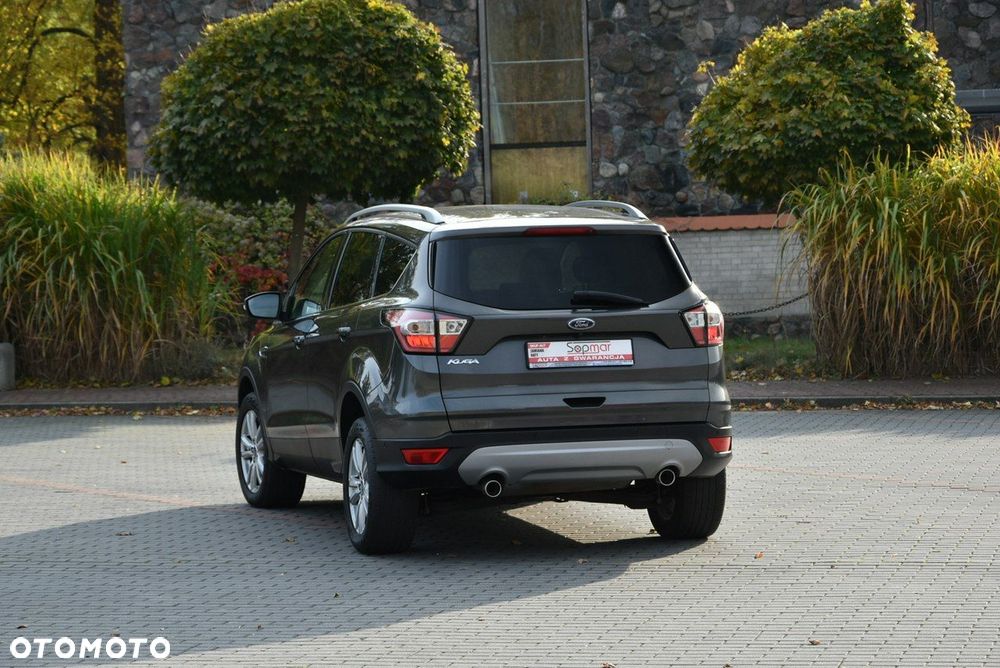 Ford Kuga 2.0 TDCi 4WD Titanium - 25