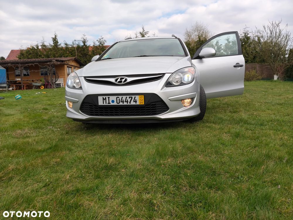 Hyundai i30 i30cw 1.4 blue Comfort - 17