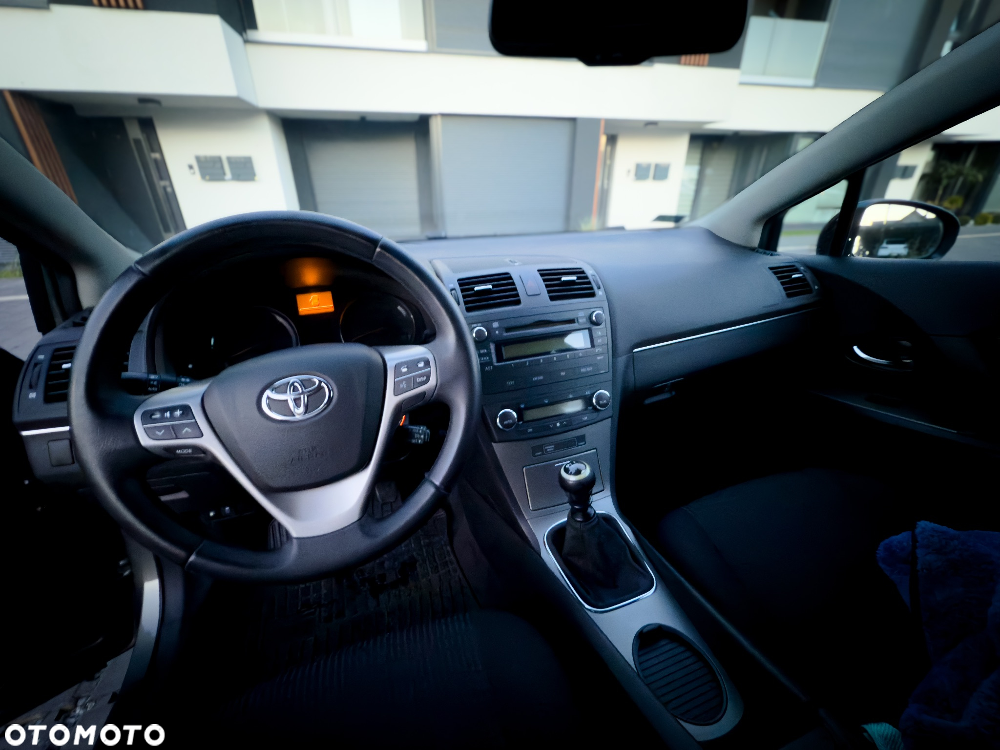 Toyota Avensis Combi 1.8 Comfort - 6