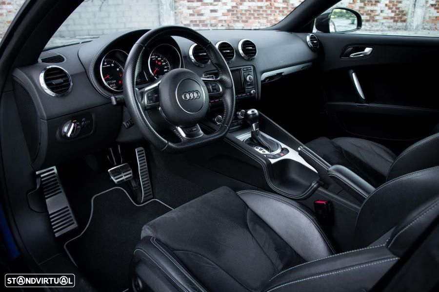 Audi TT RS Coupé - 29