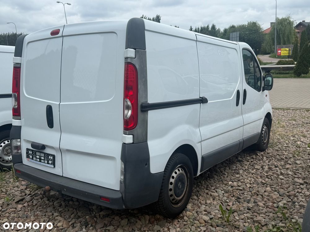 Opel Vivaro 2.0cdti z Niemiec Hak - 3
