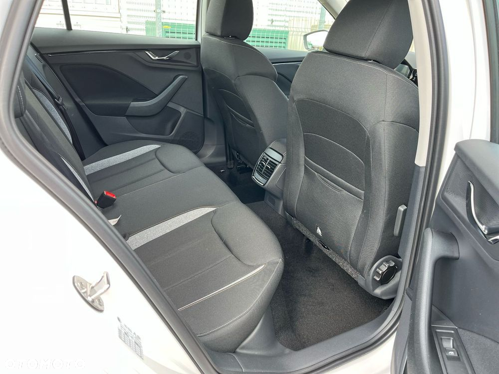 Skoda Scala 1.0 TSI Selection - 10