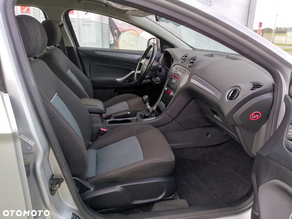 Ford Mondeo 1.6 TDCi ECOnetic Start-Stopp Business Edition - 15