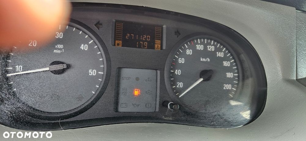 Opel VIVARO - 28