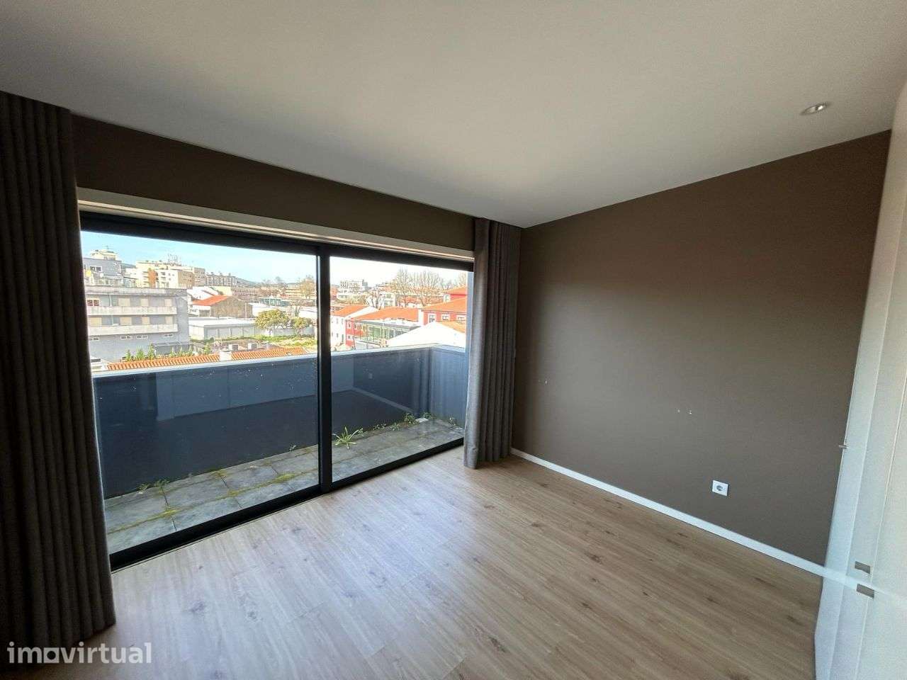 Apartamento T1 centro cidade Barcelos - Grande imagem: 4/10